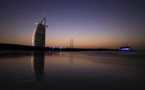 Oil Kings of Middle East Plan To Invest in Solar Power