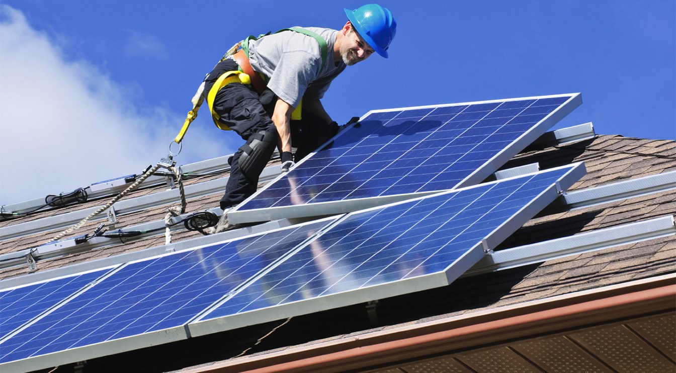 Solar Panel Installations Soar as Prices Fall to an All-Time Low