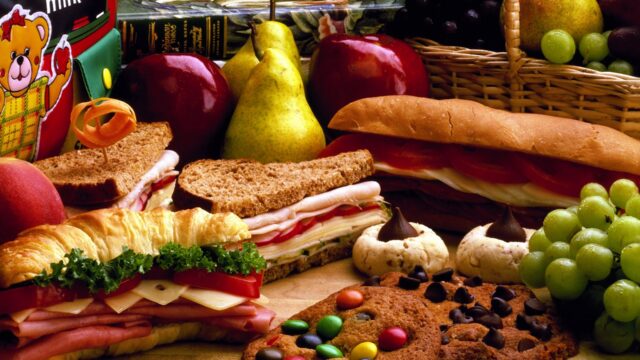 New AI Finds Recipes Using only Pics of Food